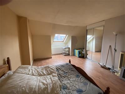 Bedroom no.3 attic: